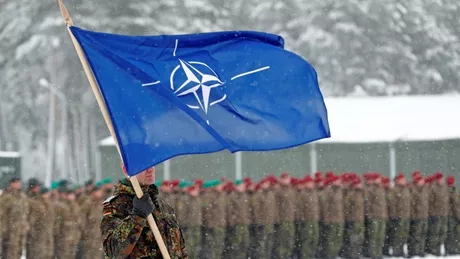 Pentru prima dată de la începutul războiului o delegaţie NATO a venit la Kiev