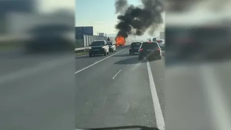 Un autoturism a luat foc în mers pe șoseaua de centură a Clujului