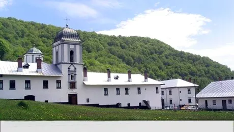 Mănăstirea în care femeile nu au voie Nu este pe Muntele Athos este în România