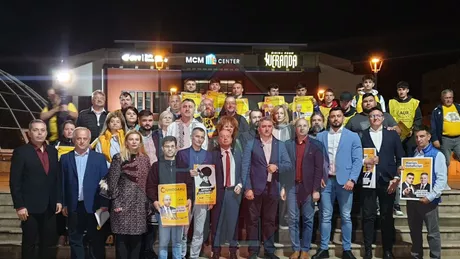 A început campania electorală Alianța pentru Unirea Românilor în cursa pentru alegerile locale de la Iași. Ce spun candidații Marius Ostaficiuc și Tudor Ciuhodaru - FOTOLIVE VIDEO
