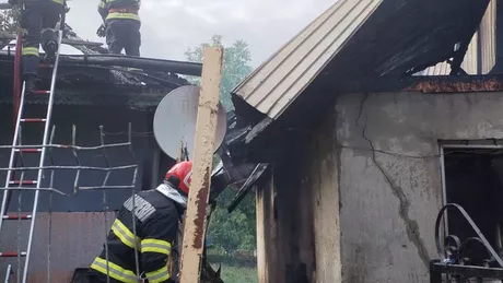 Incendiu la o locuință din localitatea Cuza Vodă comuna Popricani. Flăcările au cuprins o casă - EXCLUSIV  FOTO UPDATE