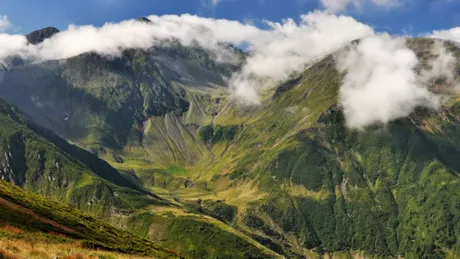 Traseu montan Fagaras Cabana Negoiu - Saua Scarii
