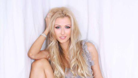 Andreea Buna Ziua Iasi Bzi Ro