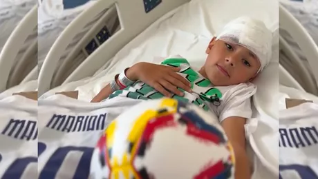 O premieră medicală în România a avut loc la Iași Marian Miron este primul copil operat de o tumoră gigant în semiîntuneric 8211 FOTO