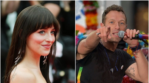 Dakota Johnson și Chris Martin s-au despărțit definitiv. Cei doi au pus capăt unei relații de 8 ani
