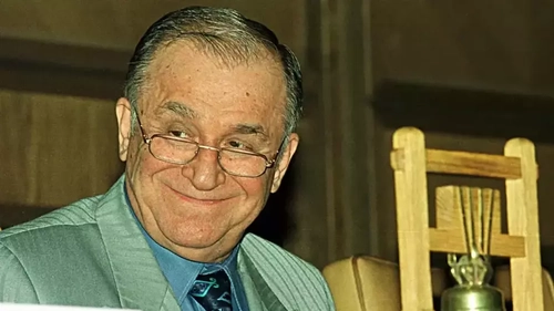 Ion Iliescu încă se află la Terapie Intensivă și are nevoie de oxigen