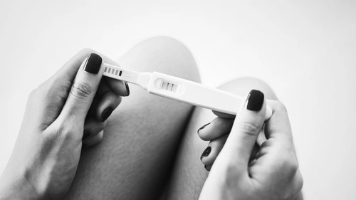 Mucusul cervical poate fi un semn de sarcină? Iată ce este și ce legătură are cu fertilitatea!