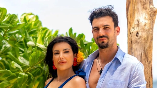 Claudiu și Isabel s-au despărțit la „Insula iubirii”. Cei doi aveau o relație de 19 ani