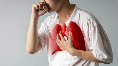 Ce simptome resimți când ai tuberculoză pulmonară? Află când apar primele semne