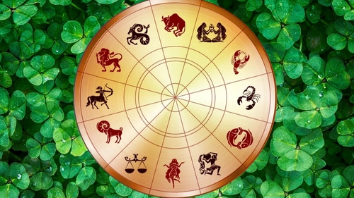 Două zodii au parte de noroc și dragoste în acest weekend. Nativii își pot îndeplini dorințele