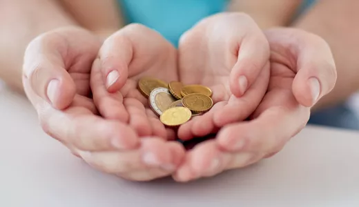 Atenție părinți Se dau bani pentru copii la începutul lunii mai