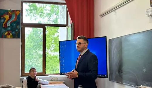 Judecătorul Costică Ciocan prezent la un important eveniment alături de elevii de la Seminarul Teologic Liceal Ortodox Sfântul Vasile cel Mare8221 8211 FOTO