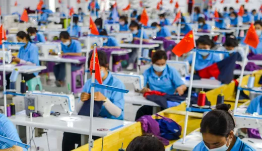 Uniunea Europeană vrea să interzică produsele fabricate prin muncă forțată o măsură luată pentru a proteja drepturile omului din China  