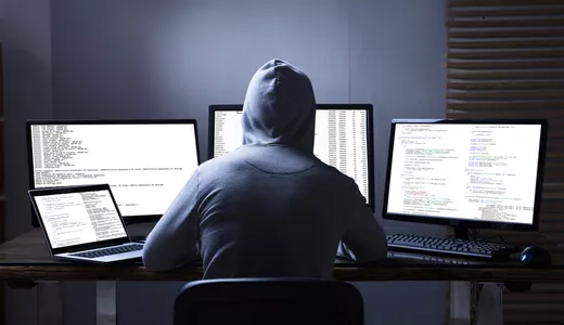 Fiți atenți la fraudele online Infractorii cibernetici nu țin cont de Sărbătorile Pascale
