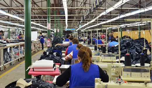 Sute de angajați de la o fabrică importantă din România rămân fără loc de muncă. Ce au transmis reprezentanții firmei