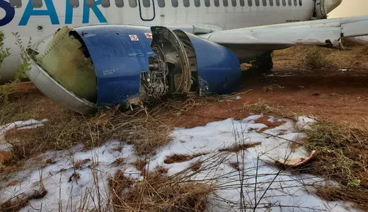 Nou incident cu un avion Boeing Unsprezece persoane au fost rănite 8211 VIDEO