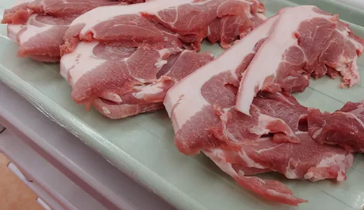 România cumpără carne de porc din Chile Suntem cei mai mari importatori din Uniunea Europeană
