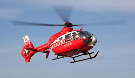 Un poliţist de numai 21 ani din Botoșani a fost trimis la Iaşi cu elicopterul SMURD după ce a suferit un infarct