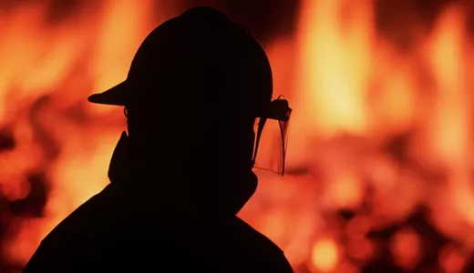 Incendiu la Iași. Flăcările au izbucnit la o casă