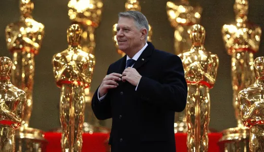 Incompetența lui Iohannis premiată în SUA. Președintele a luat Oscarul pentru vânzarea României și un loc călduț la NATO