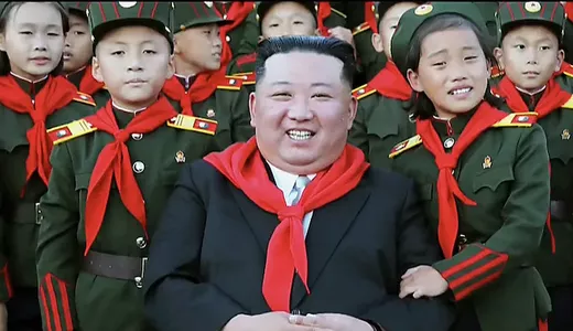 Noi obligații pentru nord-coreeni de ziua lui Kim Jong Un. Iată ce sunt nevoiți să facă