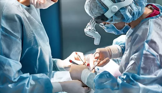 Medicul chirurg din Craiova acuzat că a ucis patru pacienți rămâne sub control judiciar