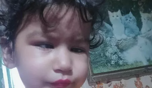 Fratele de 4 ani al micuței Raisa fetița ucisă de verișorul ei luat de urgență în grija statului