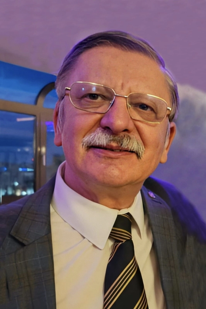  Prof. Dr. Mircea Onofriescu