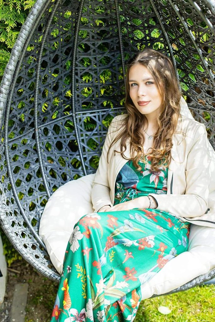  Ioana Vladina Jitaru in leagan