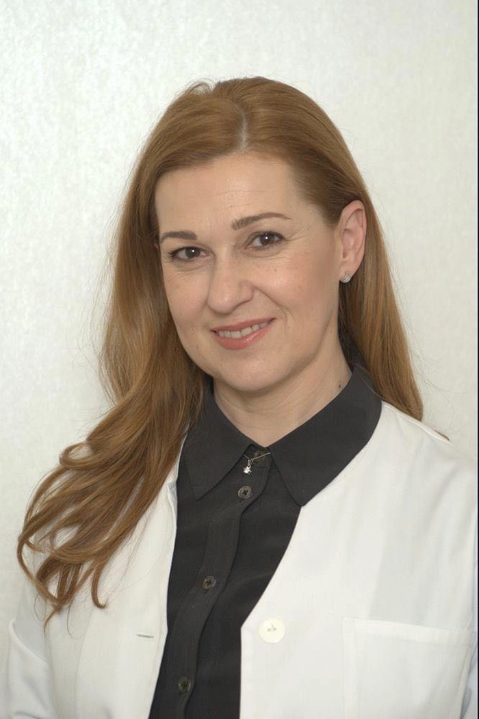 poză cu dr. Mihaela Grigore