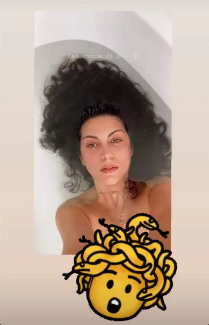 selfie doinita oancea nud in cada