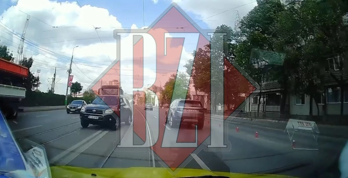 masini in trafic