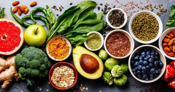 mai multe alimente sanatoase care contribuie la restabilirea articulatiilor