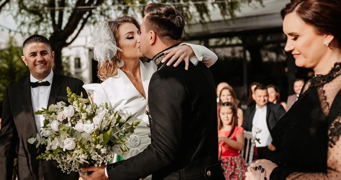 codruta filip alaturi de valentin sanfira