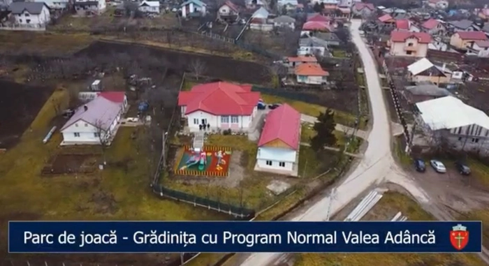 Parc de joaca valea adanca