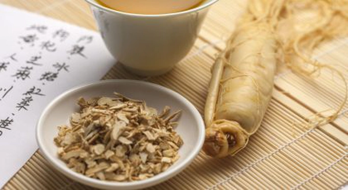 o ceașcă de ceai de ginseng