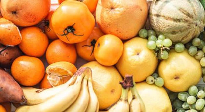 mai multe fructe