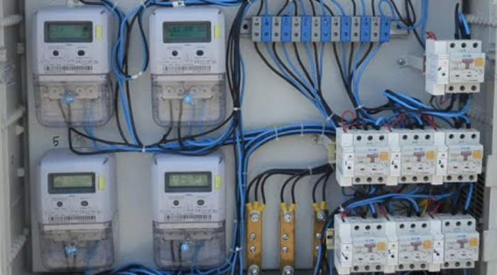 mai multe contoare electrice