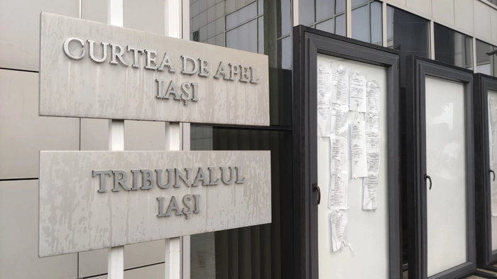 semne indicand Curtea de Apel Iasi si Tribunalul Iasi