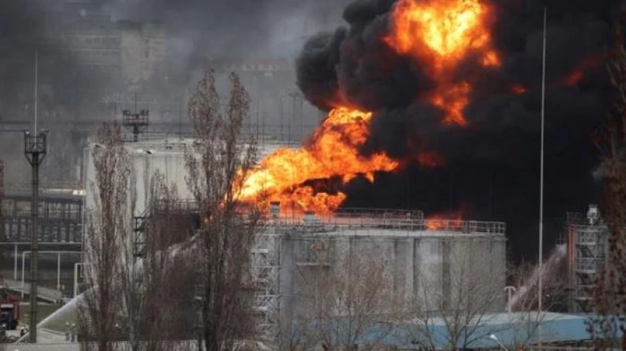 explozia de la Nikolaev, explozie, flacari, incendiu izbucnit dupa bombardamentul rusilor la Nikolaev