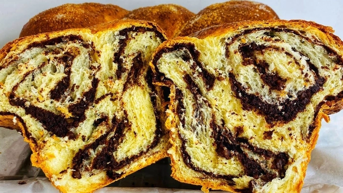 cozonac pufos cu cacao