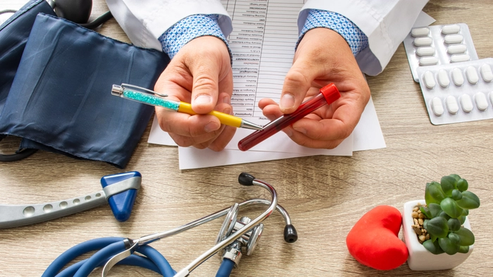 specialist care a recoltat analize de sange
