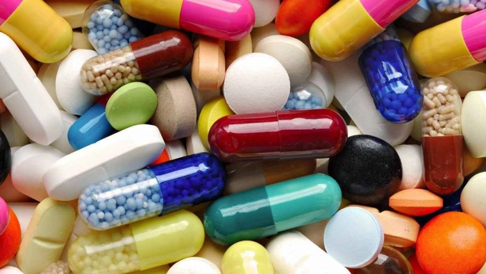 înșelăciune cu medicamente, medicamente colorate, capsule medicamente