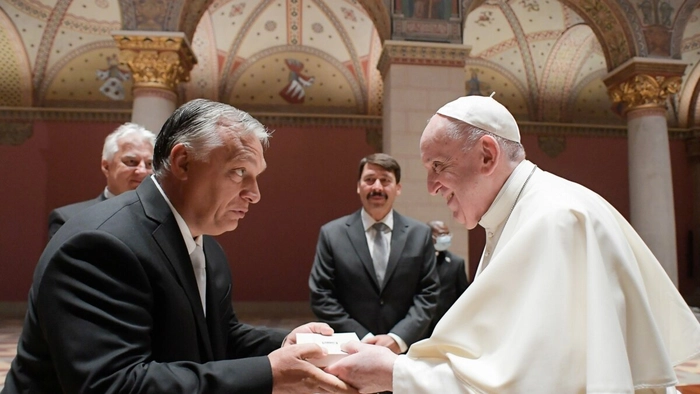 Papa Francisc si Viktor Orban