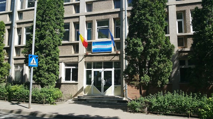 Colegiul National de Arta „Octav Bancila”