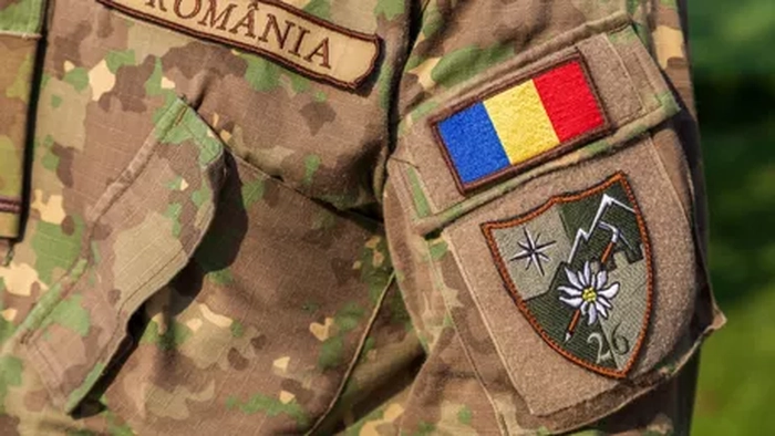 o poză cu un soldat
