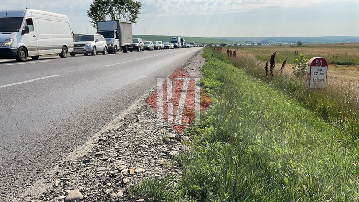 o poză cu traficul din Lețcani