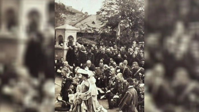 Imagini cu familia regală la sfințirea Bisericii „Sfântul Nicolae Domnesc” Iași 