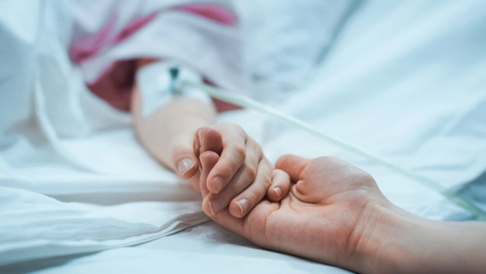  poză cu un copil în spital