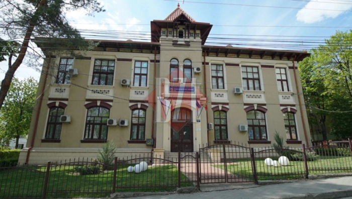 fatada Inspectoratului Scolar Judetean Iasi